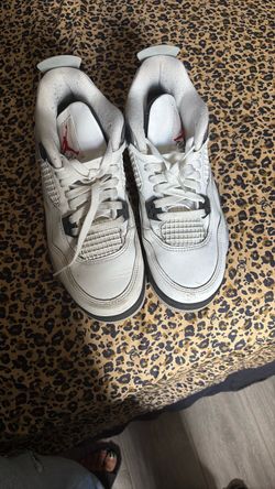 Jordan 4