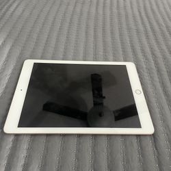 ipad 5th gen . 