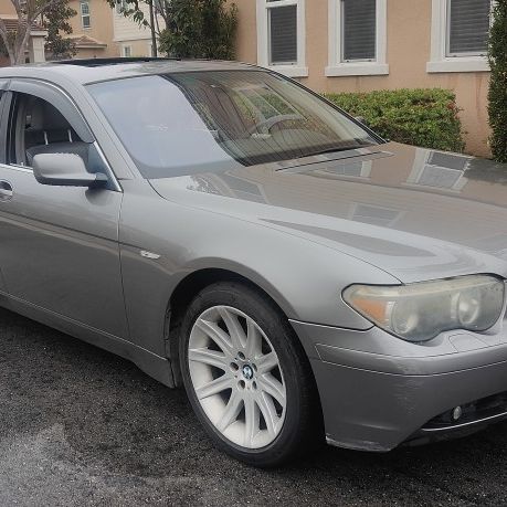 2004 BMW 745i