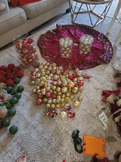 Chirstmas Ornaments For Sale 