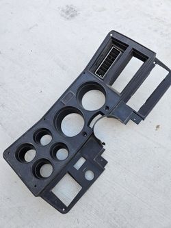 73-87 Chevy C10, K5, Suburban Dash Bezel 