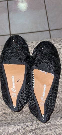 New girls shoes size 13