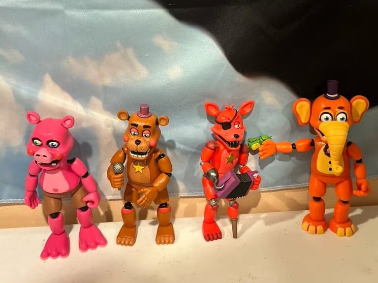 FNAF 6 Figure LOT