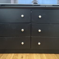 Black dresser