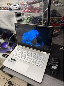 Computer Laptop hp pavilion touchscreen