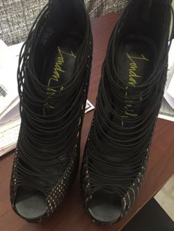Platform heels size 9