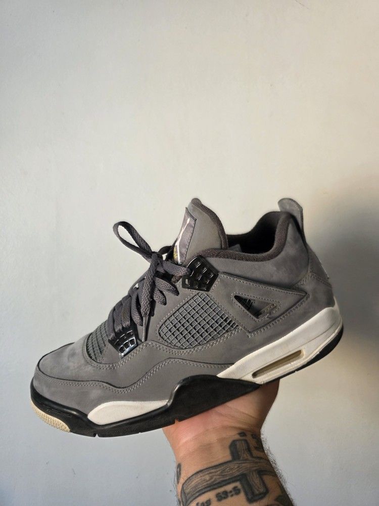 Jordan 4 Cool Grey 10.5