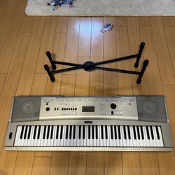 Yamaha Ypg-235 76 Key Portable Grand Piano