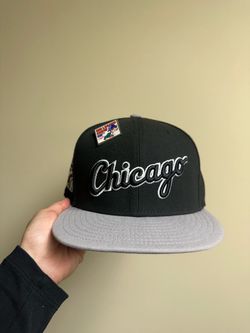 Chicago White Sox Snapback Hat with Pin