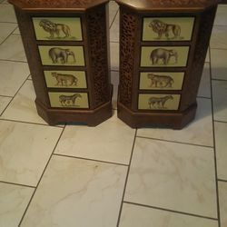 Accent Tables / Night Stands