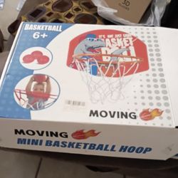 Moving Mini Basketball Hoop