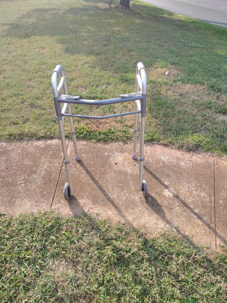Cardinal Health Walker
