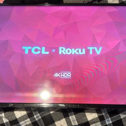 TCL Roku Smart Tv. 