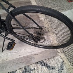 Trek Fx2 Mountain bike Brand new tires