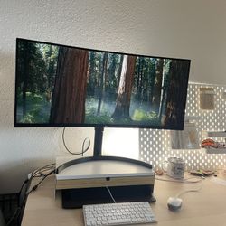 35 Inch Curved Ultra wide LG monitor for design, gaming, coding, and more