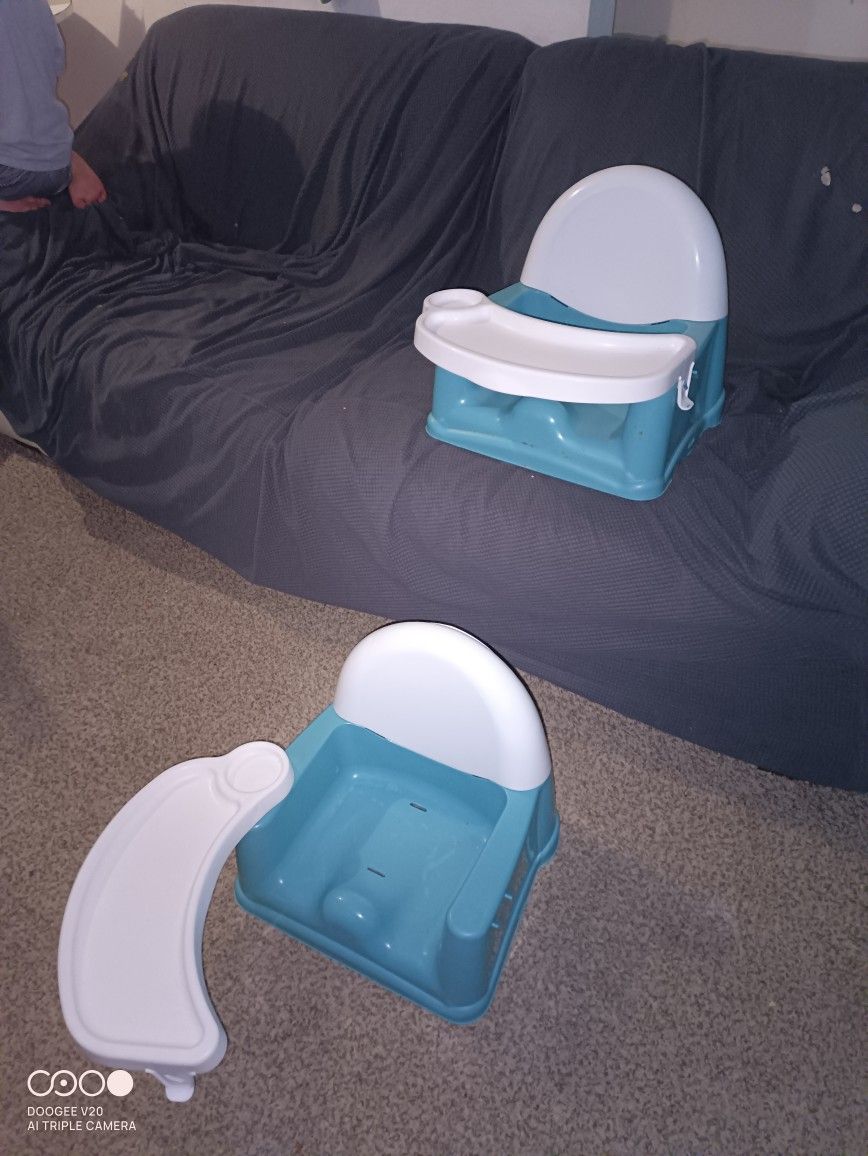 Booster Seat With Tray
