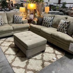 Dorsten Sisal Living Room Set / Sofa and Loveseat