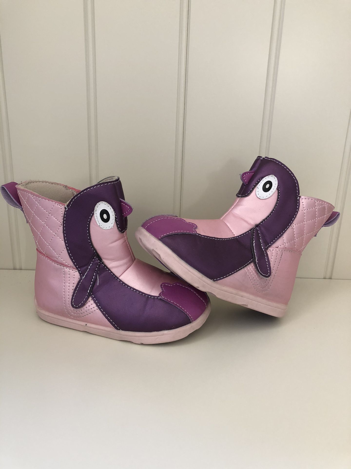 Girls zooligans Pink Purple Metallic Penguin Boots Size 10