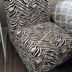 Zebra Oversized Room Chair