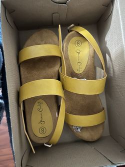Women’s Shoes