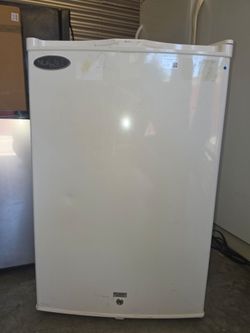 Norlake Scientific PR041WWW/0 Laboratory Refrigerator