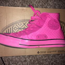 Pink Hightop Coverse contrast