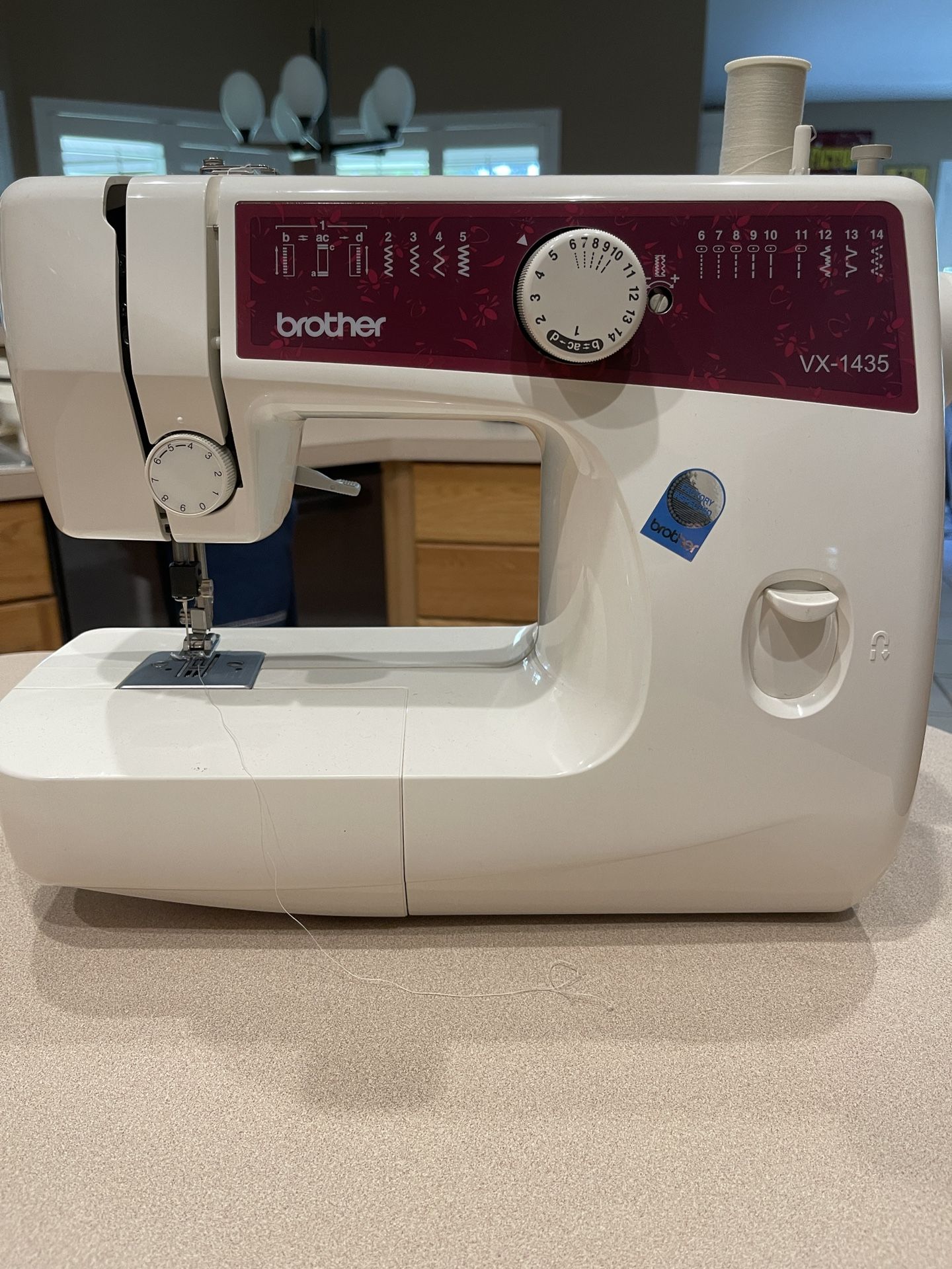 Brother VX-1435 Electronic Sewing Machine