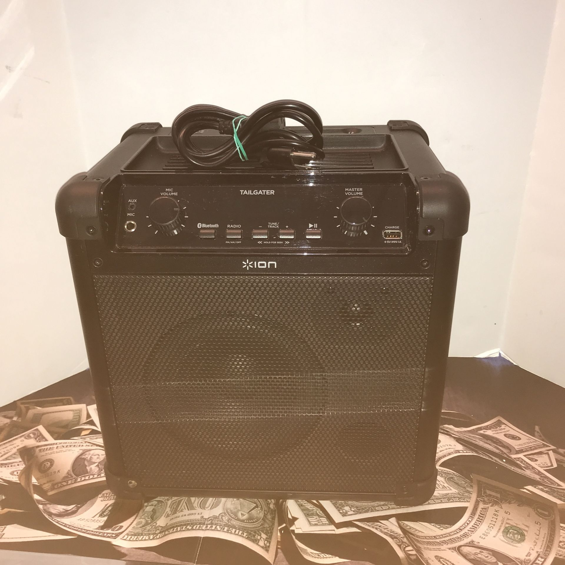 I-2959 ION TAILGATER BLUETOOTH SPEAKER