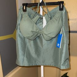 ADIDDAS BRALET AND CARGO SKIRT. 16-18