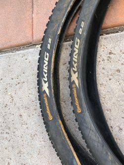 2 sets of 29er tires