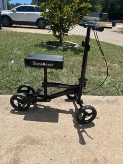KNEE WALKER SCOOTER