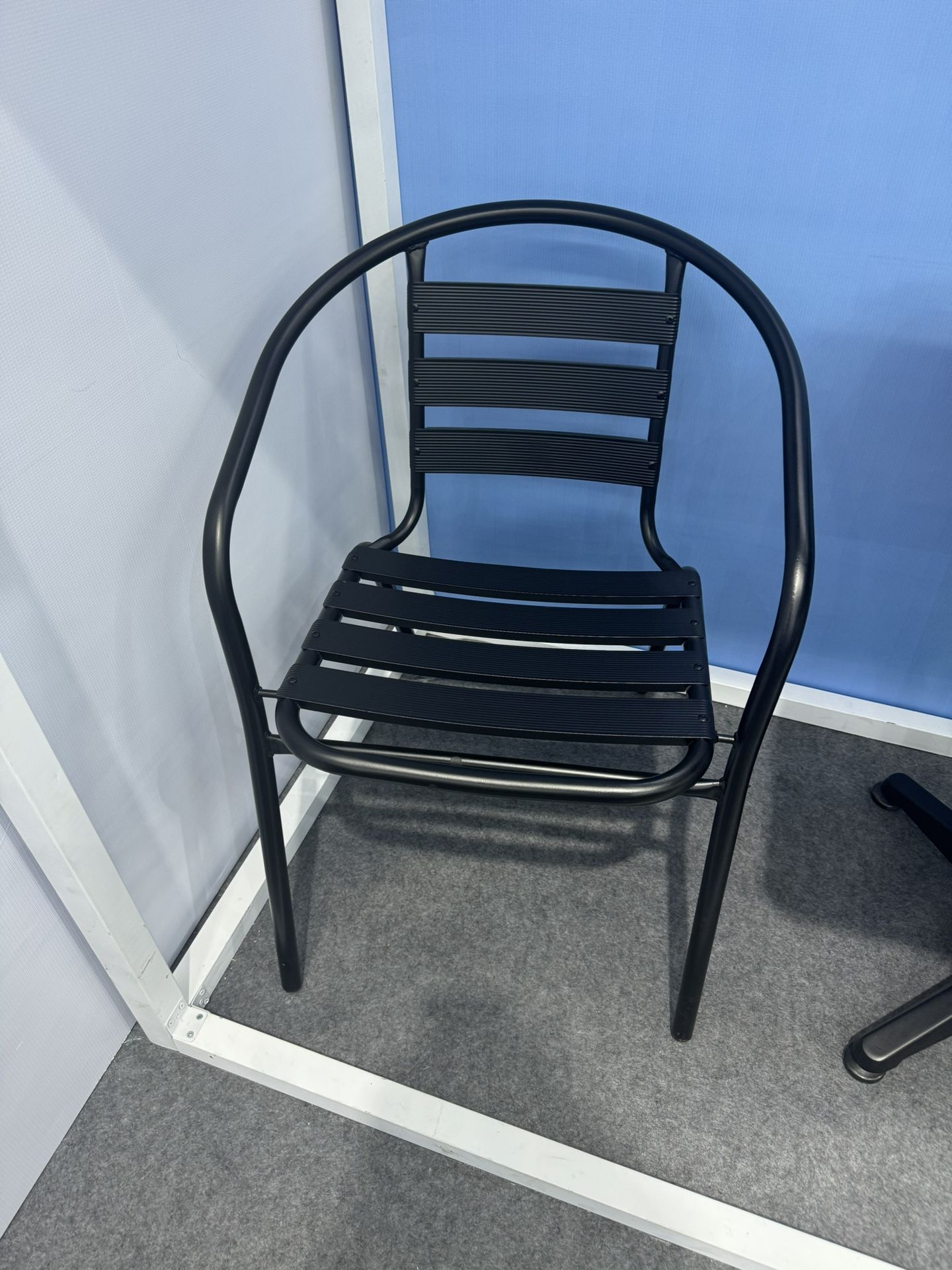 Black aluminum metal slat Restaurant stack chair cafe bistro commercial indoor arm chair new patio