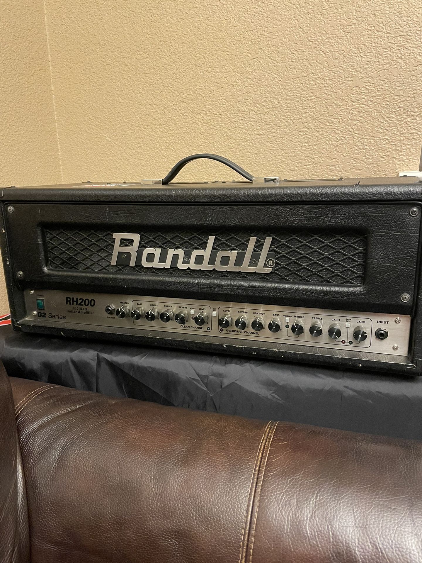 2 Randall Solid State Guitar Amp Heads