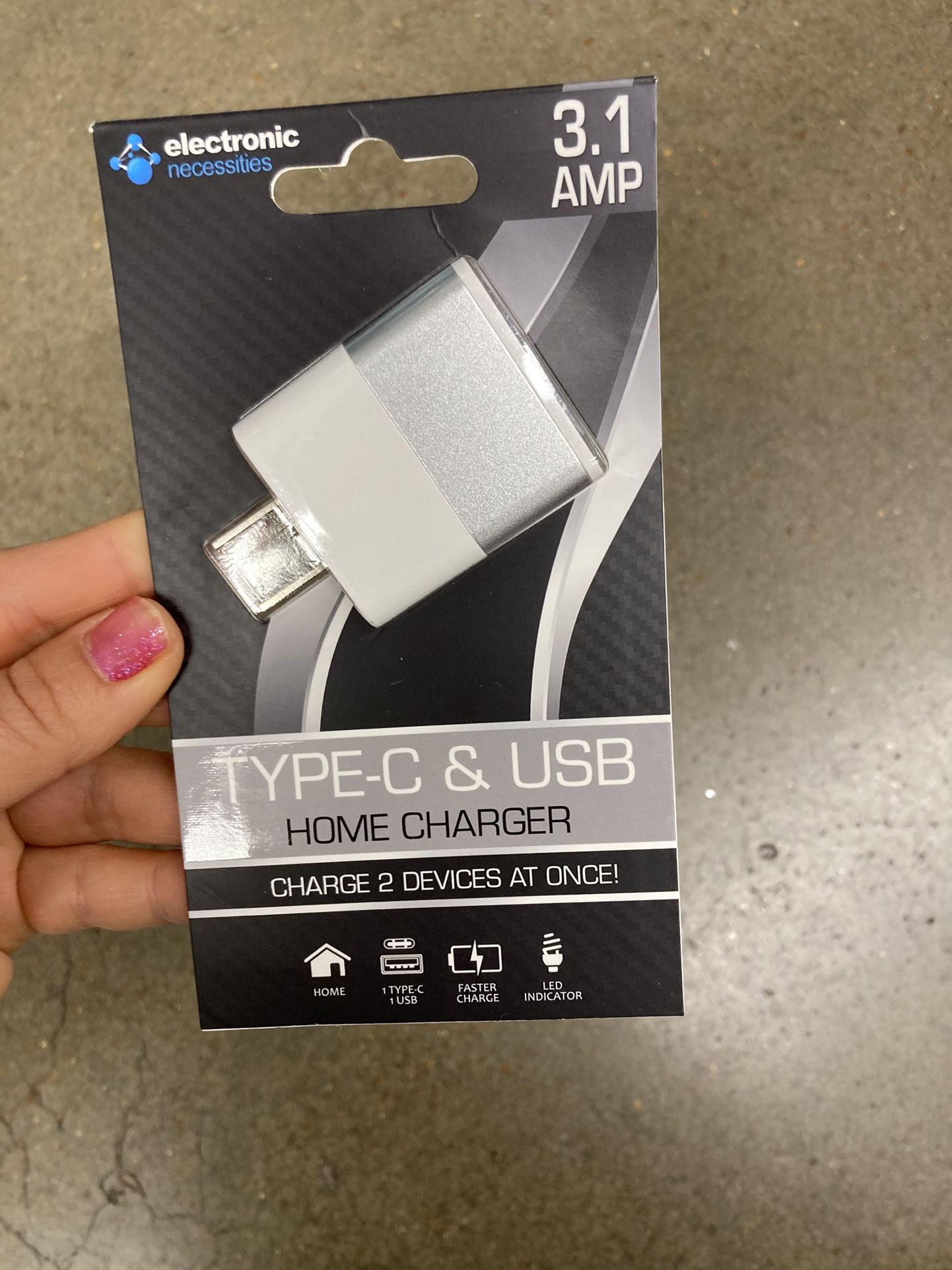NWT Type-C & USB Home Charger