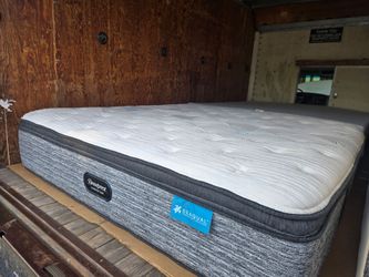 King size pillowtop mattress