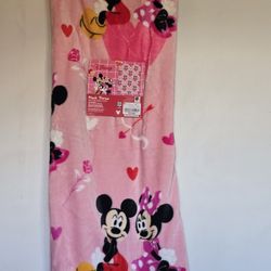 💖 Mickey And Minnie Mouse Blanket 💖