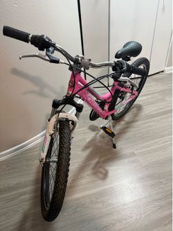 24” Nike