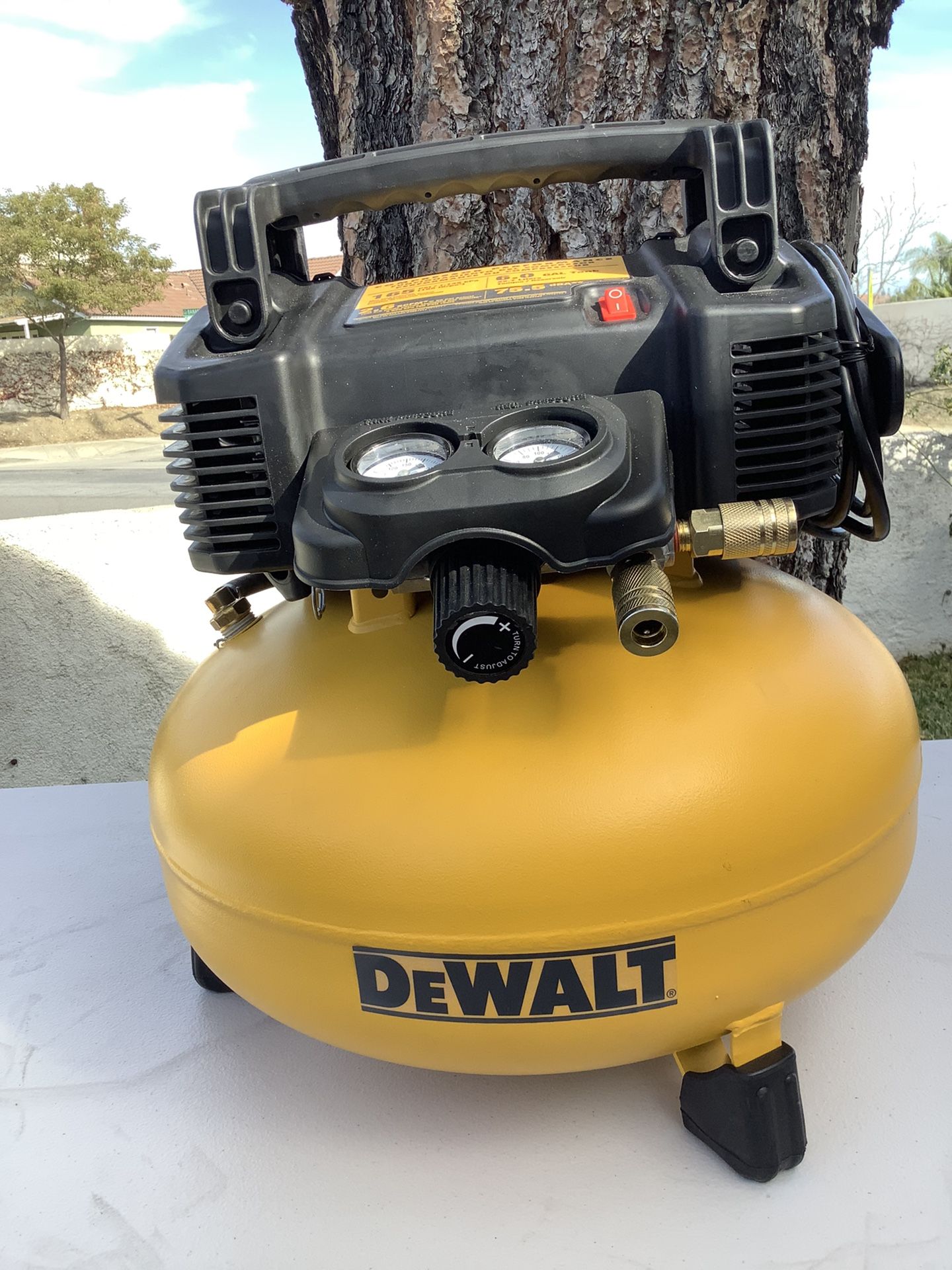 DEWALT 6 Gal. 165 PSI Electric Pancake Air Compressor