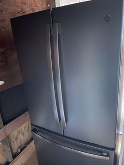 Refrigerator GE
