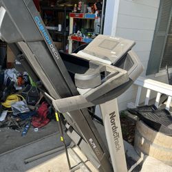 Norditrack Treadmill Free 