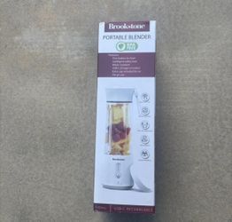 Brookstone Portable Blender 500ml USB-C Rechargeable
