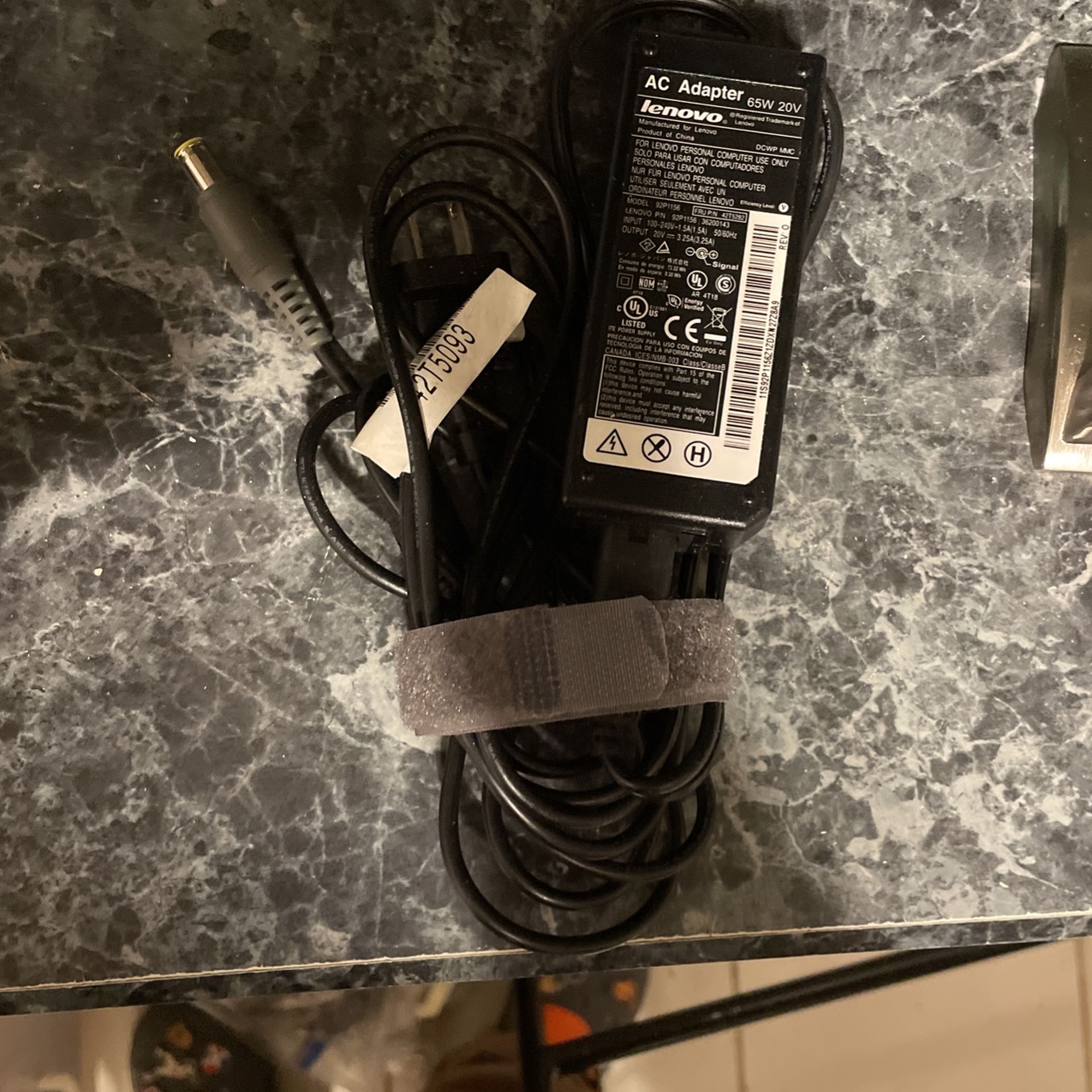 Lenovo 20v 65w AC adapter 