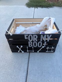 Spooky basket