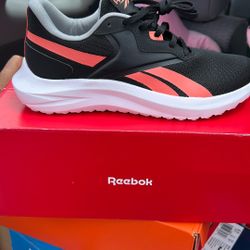 Size 7.5.