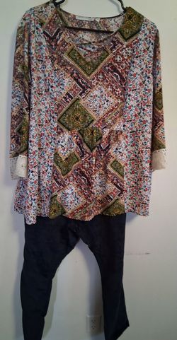 Boho Patchwork Print Top with Lace Cuffs