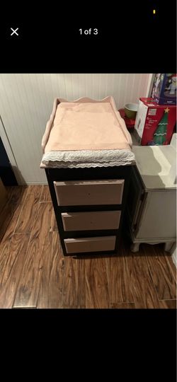 Storage/baby changing table