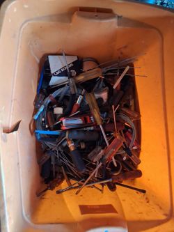 TOOLS, TOOLS & TOOLS! Estate Sale EVERYTHING MUST GO!!