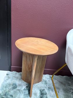 Brown round end table