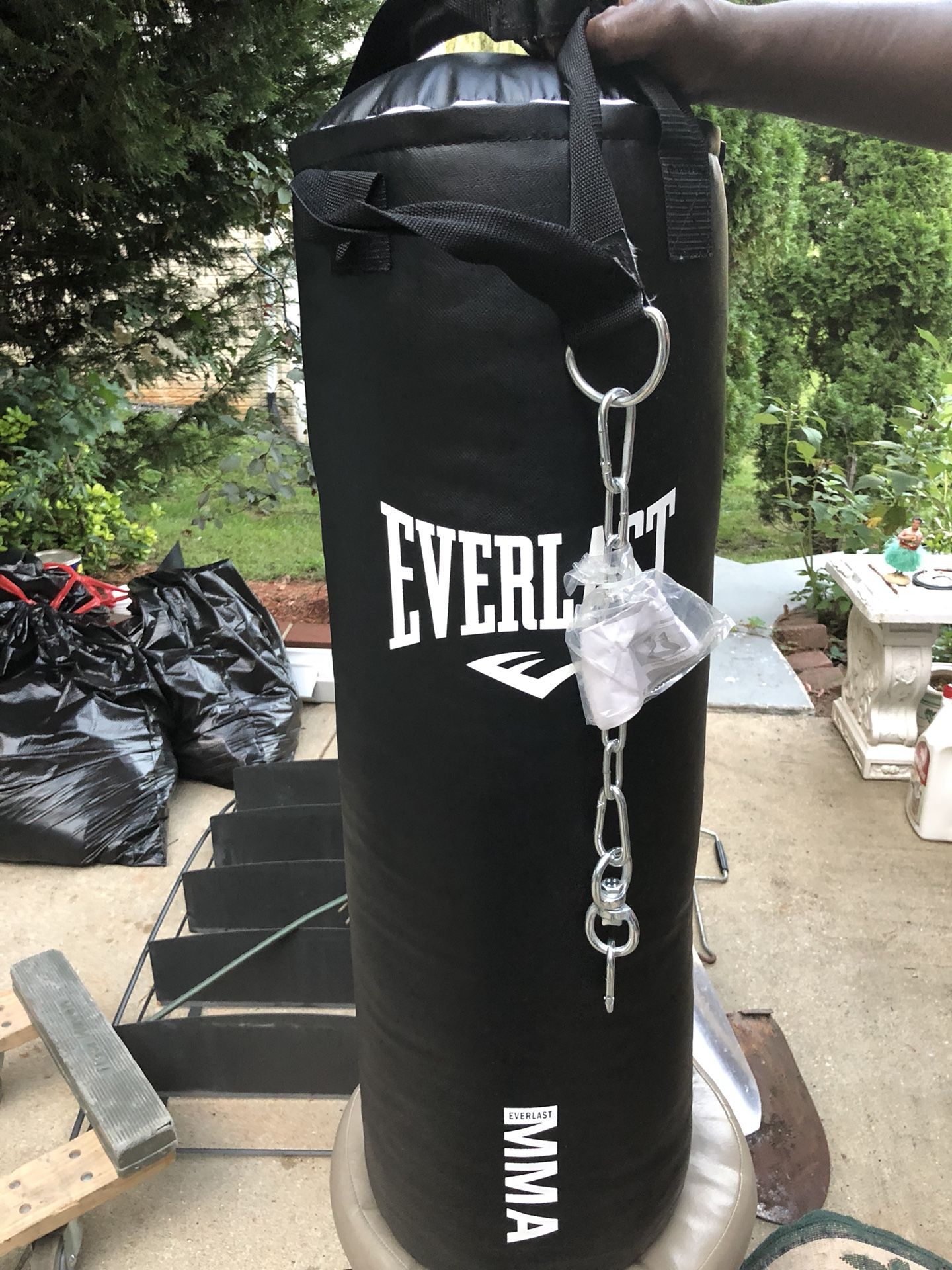 Brand New Everlast Training Punching Bag