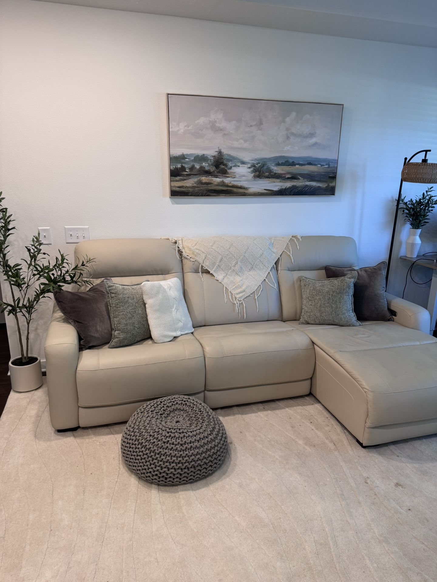 All 3 Pieces RECLINE!! Leather Couch